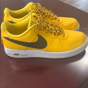 Air F1 size 13 great con.